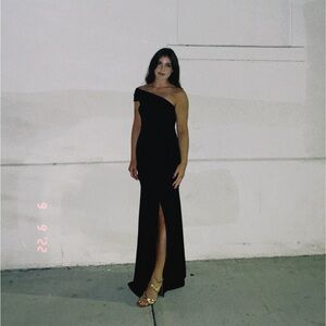 Windsor Black Elegant Dress with Slit